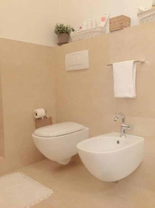 New Cosy Apartment Near To Petruzzelli Theatre Bari Extérieur photo