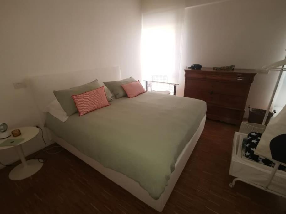 New Cosy Apartment Near To Petruzzelli Theatre Bari Extérieur photo